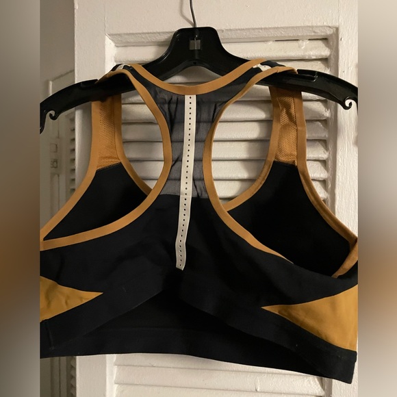 Nike MOTION ADAPT BRA 888575 NWOT sz L - Picture 3 of 4